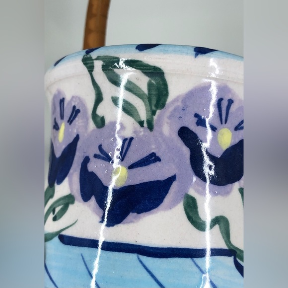 Art Pottery Basket Bamboo Handle Signed “Stevens” Painted Flowers Pansies - Picture 7 of 16